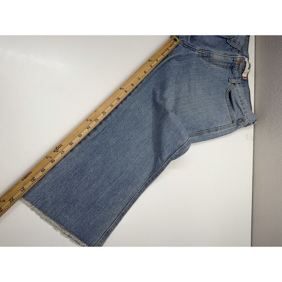 Levis Womens Capris Size 10 Cut Offs 515 Denim - Picture 9 of 11